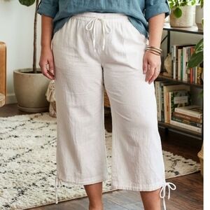 Classic Editions White Cotton Gauze Wide Leg Crop Pants Plus Size 1X